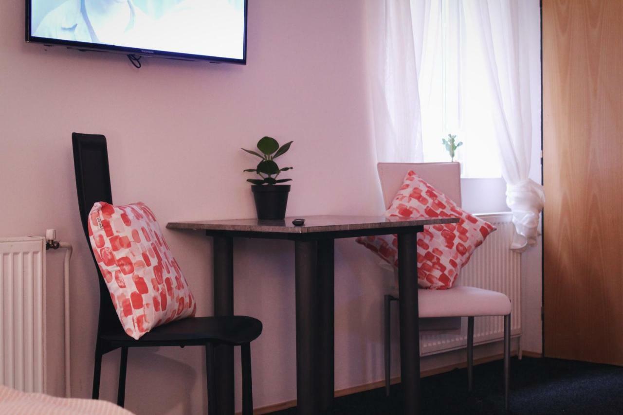 Apartmany Caffe & Grill رودنيتسي ناد لابيم المظهر الخارجي الصورة