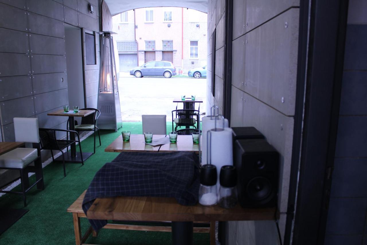 Apartmany Caffe & Grill رودنيتسي ناد لابيم المظهر الخارجي الصورة