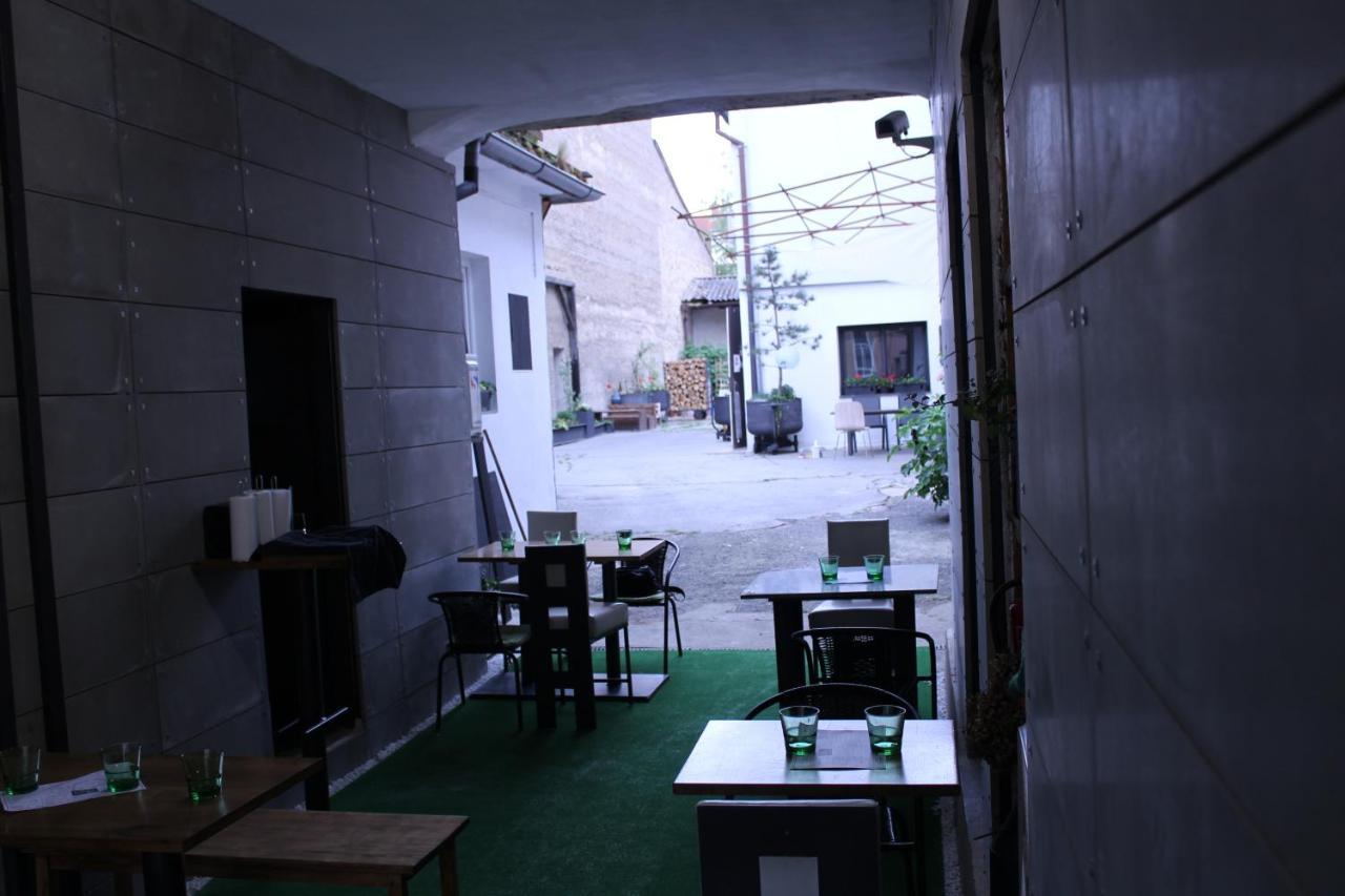 Apartmany Caffe & Grill رودنيتسي ناد لابيم المظهر الخارجي الصورة